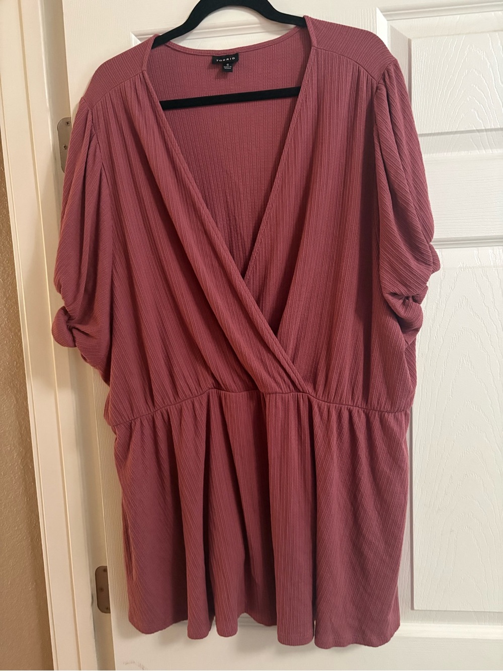 Torrid v neck short sleeve blouse tunic top puff sleeve office career 6X
